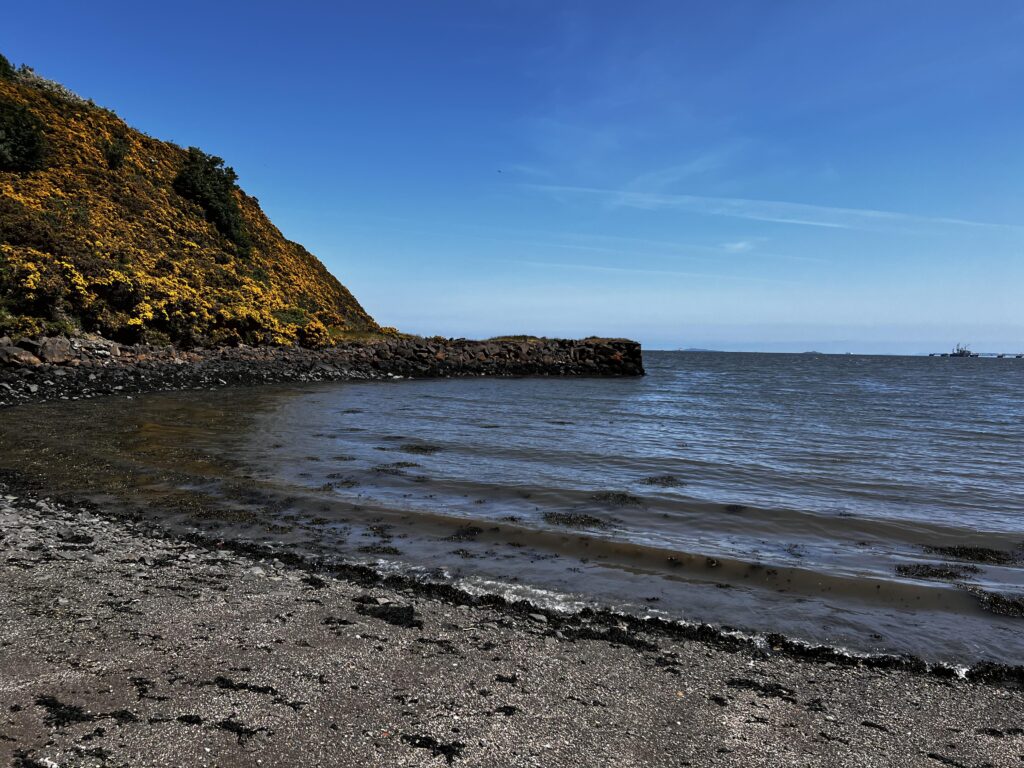 East Bay Beach, North Queensferry.
